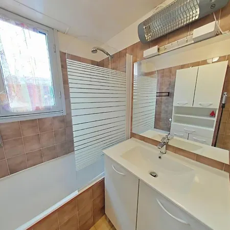 Apartment Proche - Avec Terrasse Sans Vis A Vis